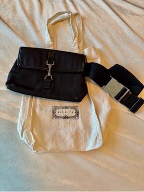 Gucci Vintage Jackie O Silver Clip Buckle Waist Bag Belt Pouch 92543